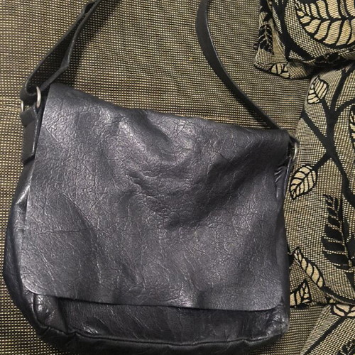 Handbag with leather lining like new