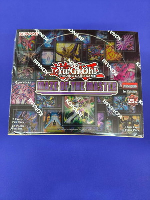 Yu-Gi-Oh! Maze Of The Master booster display