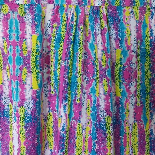 Sleeveless multicolor top with front tie like new