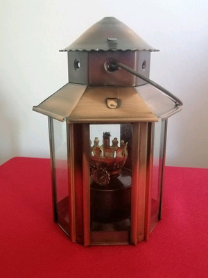Copper lantern like new, hexagonal with glass panels