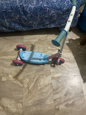 Children's scooter used