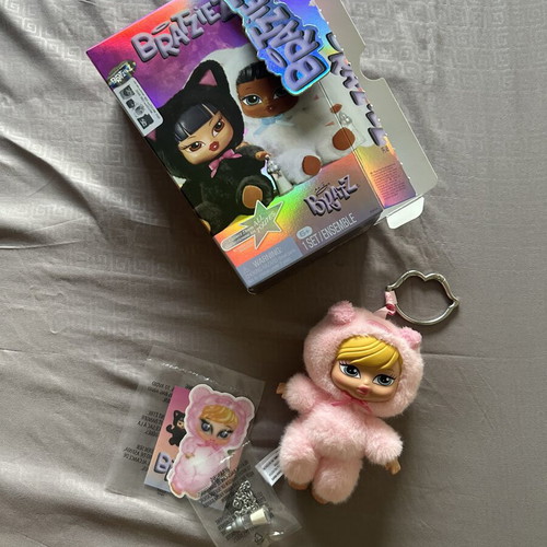 Bratz Bratziez Iconz Seriez Blind Box Cloe