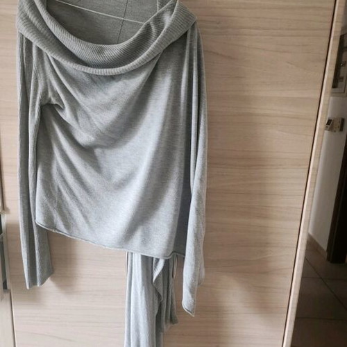 Women's cardigans dkny and benetton like new