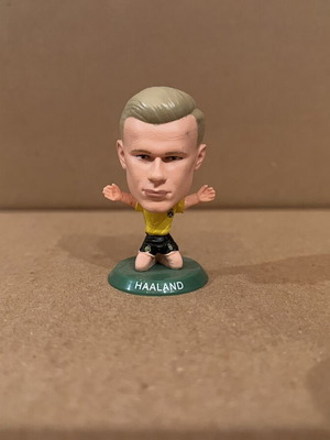 SoccerStarz Borussia Dortmund Erling Haaland home kit used