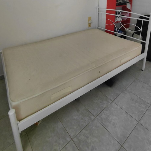 Semi-double bed with mattress 200x120, like new