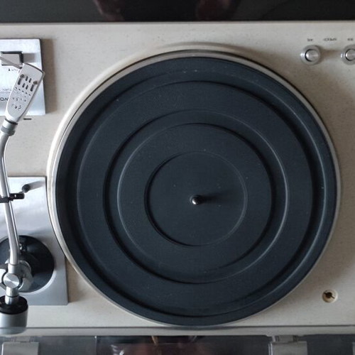 Kenwood KD-2055 turntable, vintage 70's model