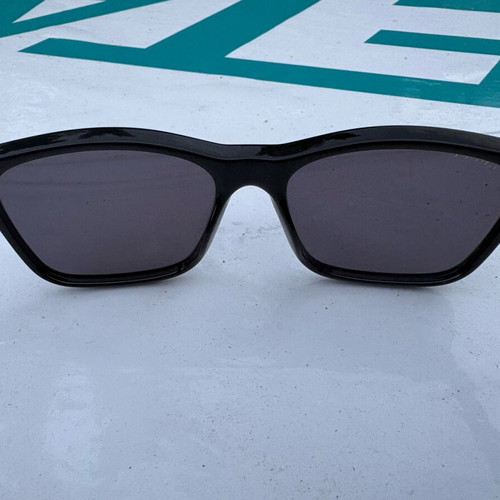 Gucci GG0746S 001 γυαλιά ηλίου σαν καινούργια, μαύρα