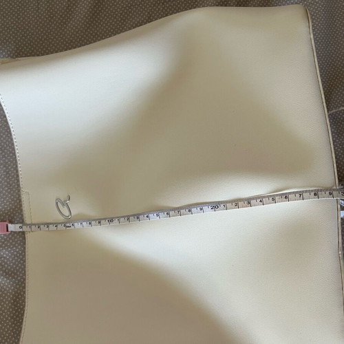 Axel shoulder bag white like new with unused strap