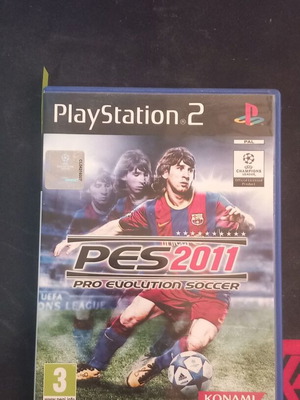 Pro Evolution Soccer 2011 PS2 used in good working condition