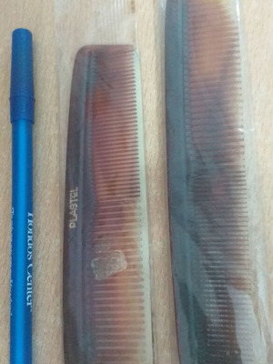 Small combs new, set of 2 pieces