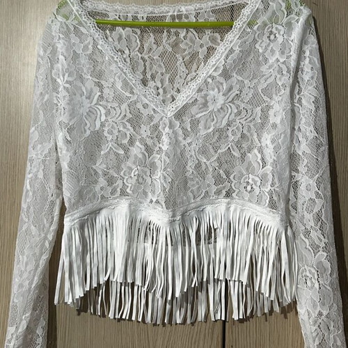 Lace top with fringes medium size like new, white