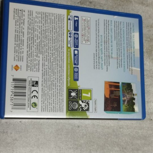 PlayStation Vita Minecraft game like new with manuals