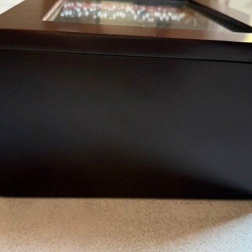 Poker set in wooden box like new