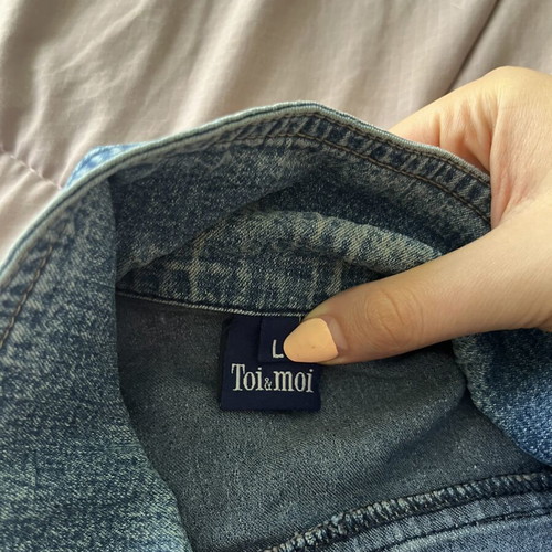 Jean jacket Toi&Moi like new, blue, fits small-medium