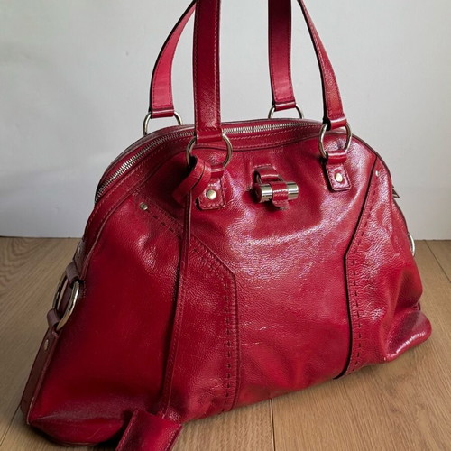 YSL - Yves Saint Laurent Muse red patent leather handbag used