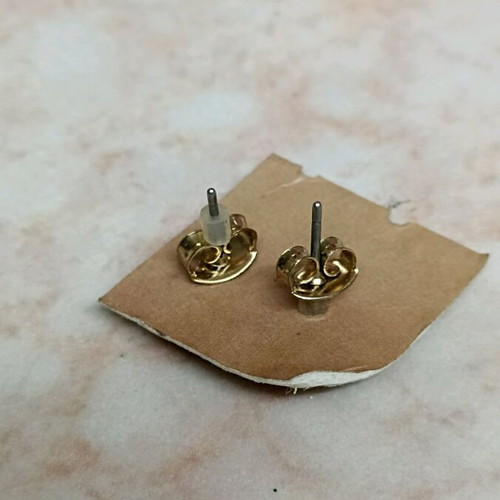 Love Clip Earrings new, gold color