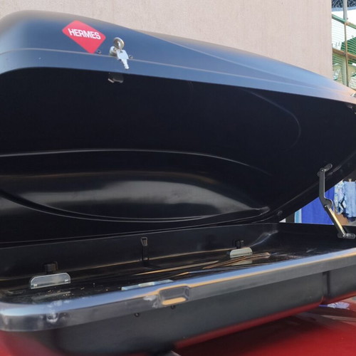 Hermes 300lt roof box