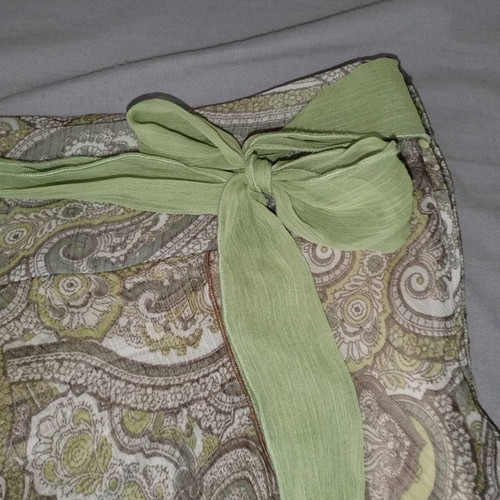 Fairy skirt like new, tulle with green decorative belt, size M