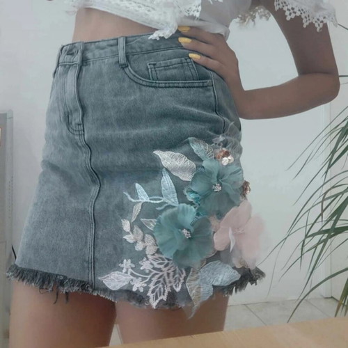 Denim embroidered skirt like new, gray, size 38