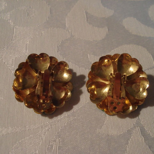 Clip-on earrings like new, 3cm
