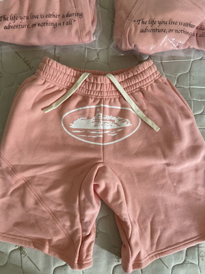 Corteiz (CRTZ) Jogger Shorts Pink new with tag
