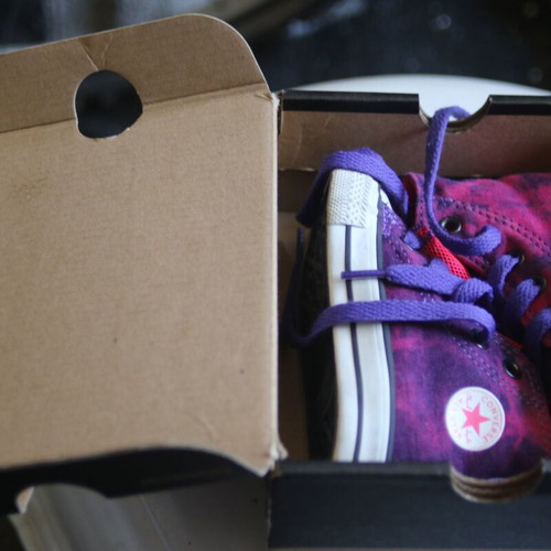 Converse Chuck Taylor All Star Party kids boots like new, purple