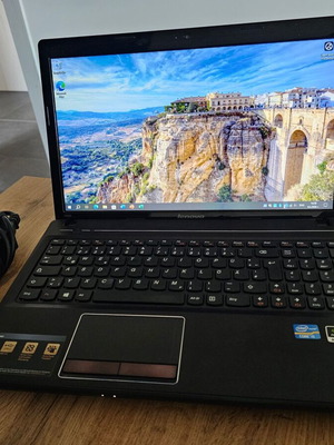 Λάπτοπ Lenovo G580 употребяван, Intel Core i5, 8GB RAM, 500GB HDD, Nvidia GT 635M