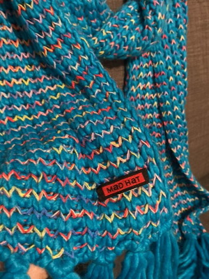 Mad hat scarf like new, blue