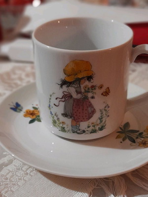Wunsiedel Bavaria Porzellan Germany cup with saucer unused, vintage, child design, with egg holder
