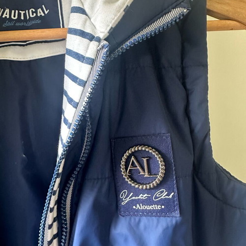Alouette Nautical Yacht Club sleeveless jacket like new, blue
