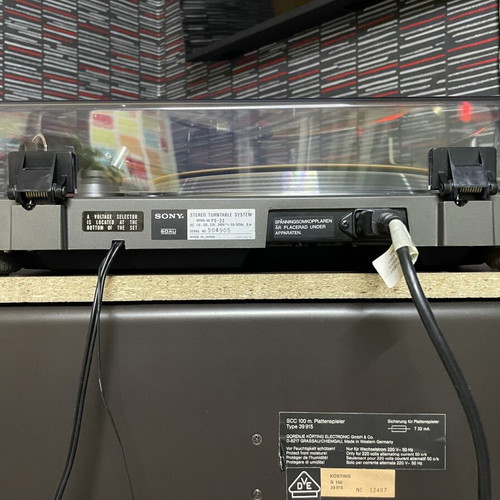 Sony PS-22 Direct Drive Full Automatic Record Player like new