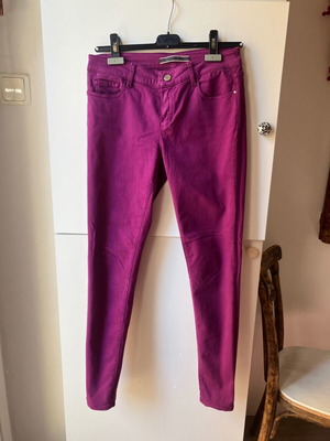 Massimo Dutti skinny jeans μέγεθος 38 σαν καινούργιο μωβ ελαστικό