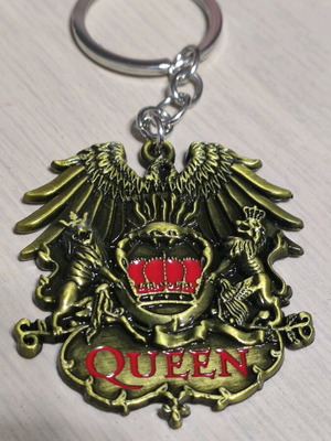Ретро ключодържател Queen като нов, златист