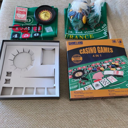 Casino Games 4 in 1 like new