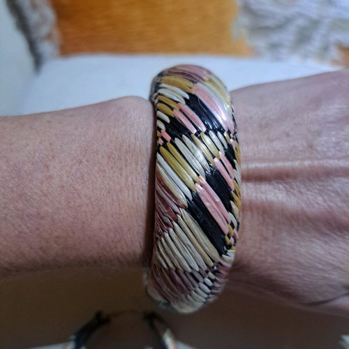 Jewelry set bracelet and earrings like new, multicolor