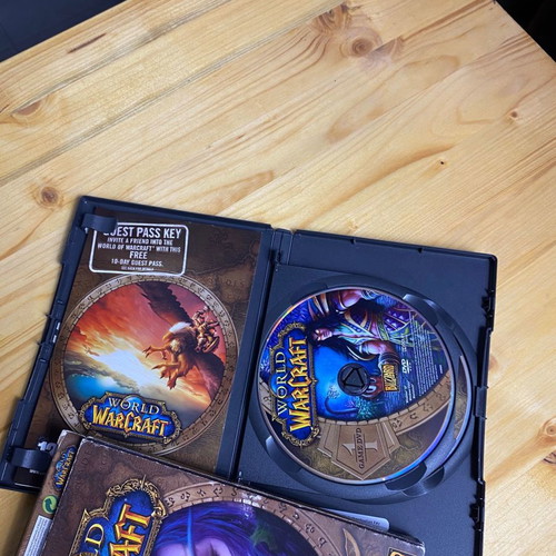 World of Warcraft DVD used with English manual