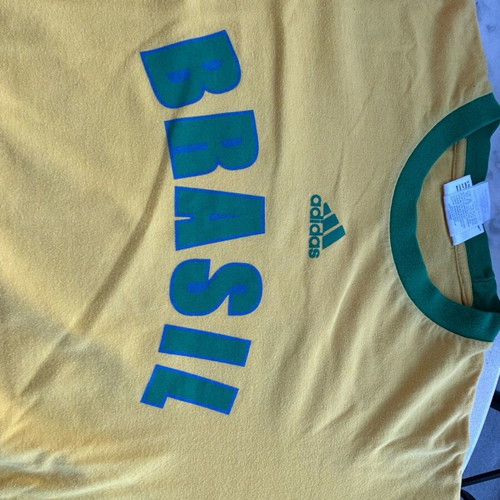 Brazil 2002 World Cup Adidas T-shirt vintage, like new, yellow, medium