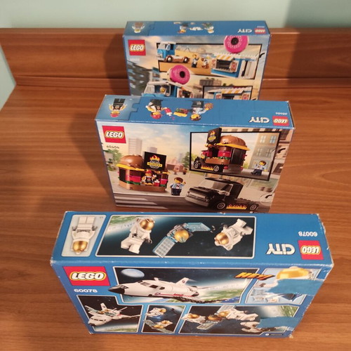 Lego City sets 60452, 60078, 60404 like new, complete with figures and boxes