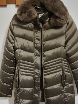Women's jacket with detachable hood, like new, size small