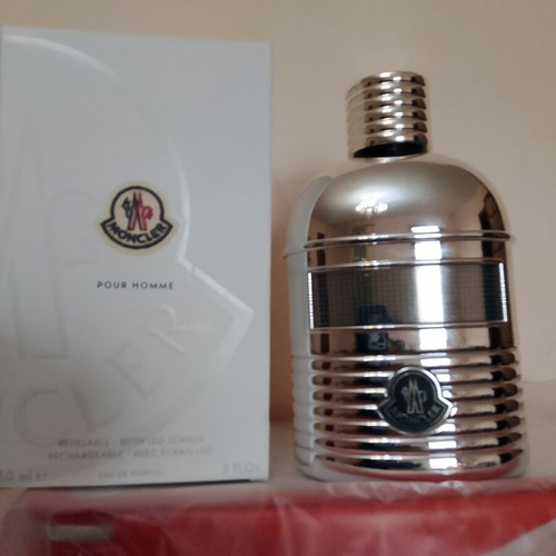 Moncler Pour Homme Eau de Parfum 150ml like new, authentic