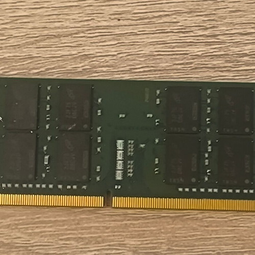 Kingston DDR4 32GB 3200MHz SO-DIMM memory like new