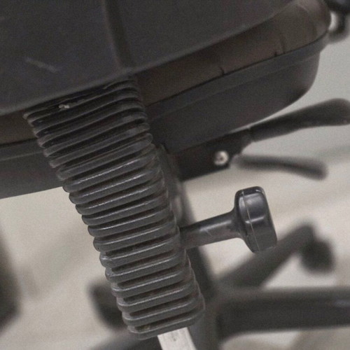 SATO office chair and drawer unit used