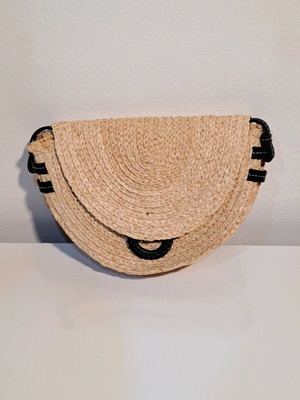Zara Raffia Crossbody bag made of jute new without tag