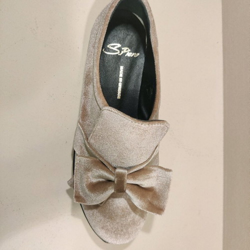 Women's boots new with genuine velvet