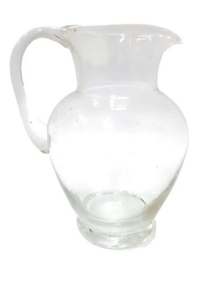 Vintage glass pitcher like new, transparent