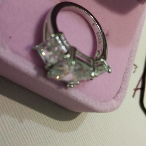 Silver ring s925 new, very shiny zircon, size 54 or 6