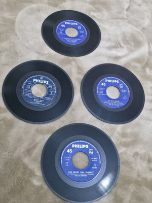 Olympians 4 45rpm records like new