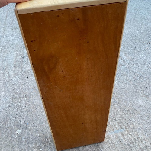 Wooden CD unit holds 60 CDs used