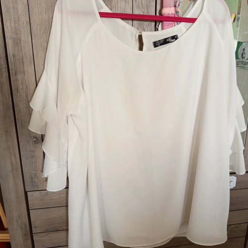 Sofia Filippa No4 white blouse used with double ruffles on sleeves XL