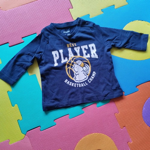 Baby T-shirts 3-6 months like new, short and long sleeve